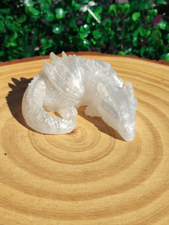 Dragon allongé 