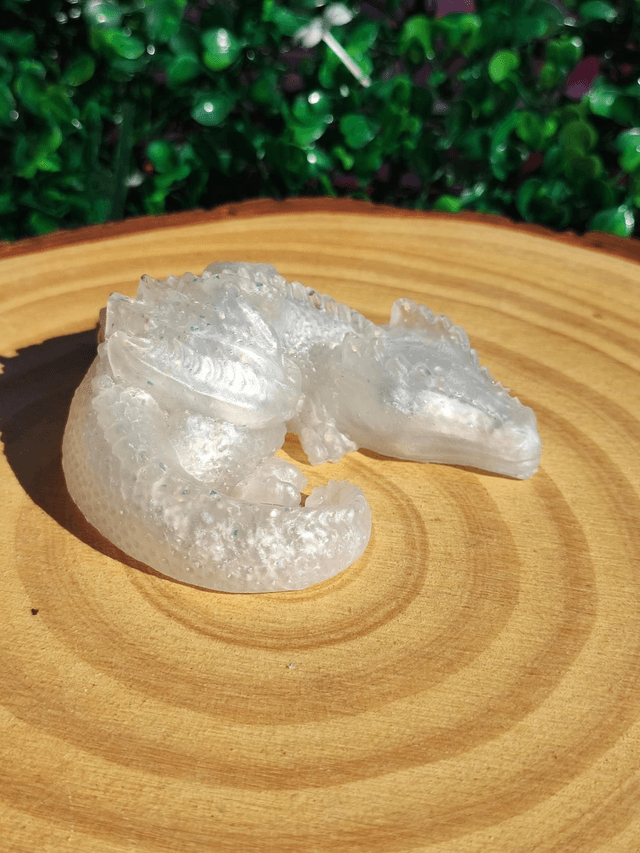 Dragon allongé 
