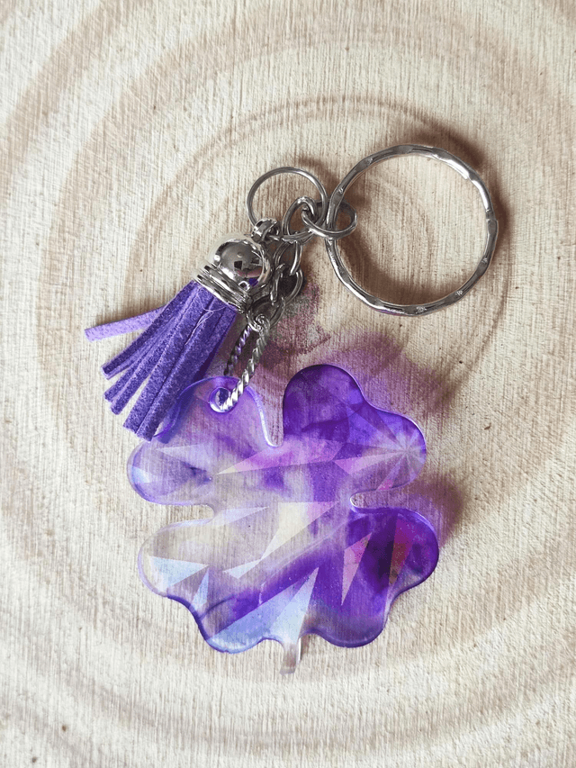 Porte-clés trèfle holographique 