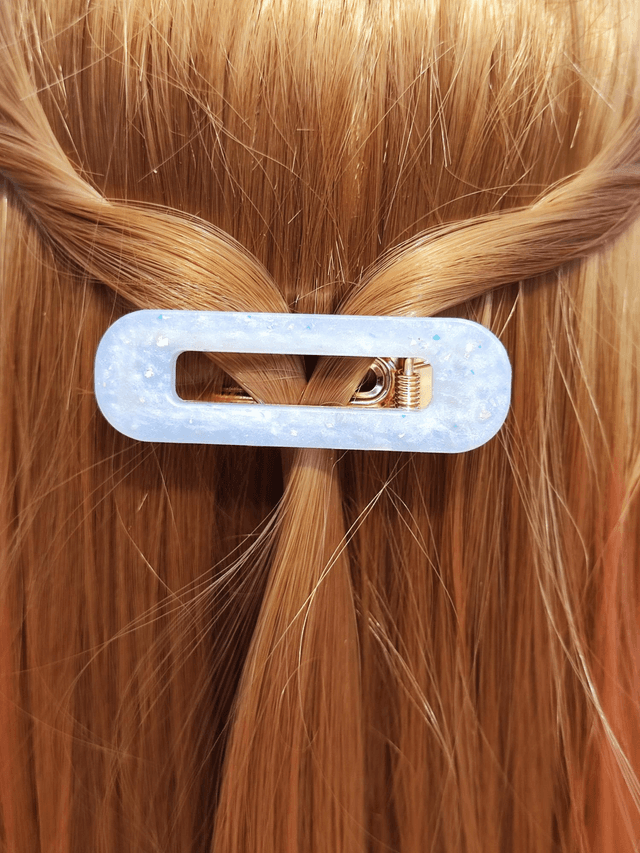 Barrette Akua