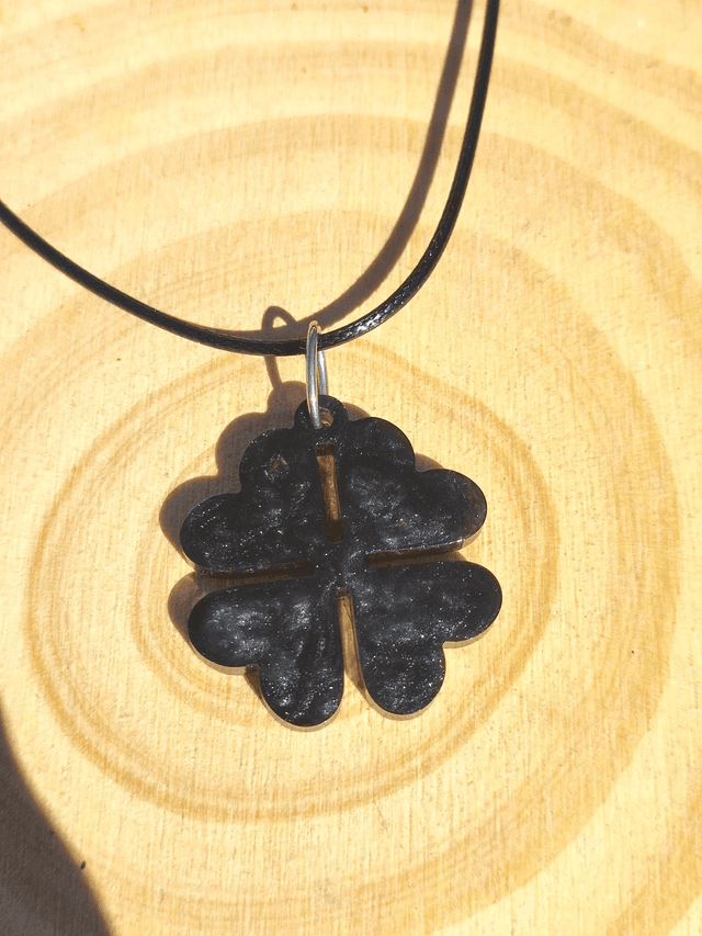 Collier - Lucky